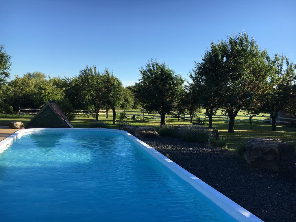 Videki Haz Guest House Tagyon Luaran gambar